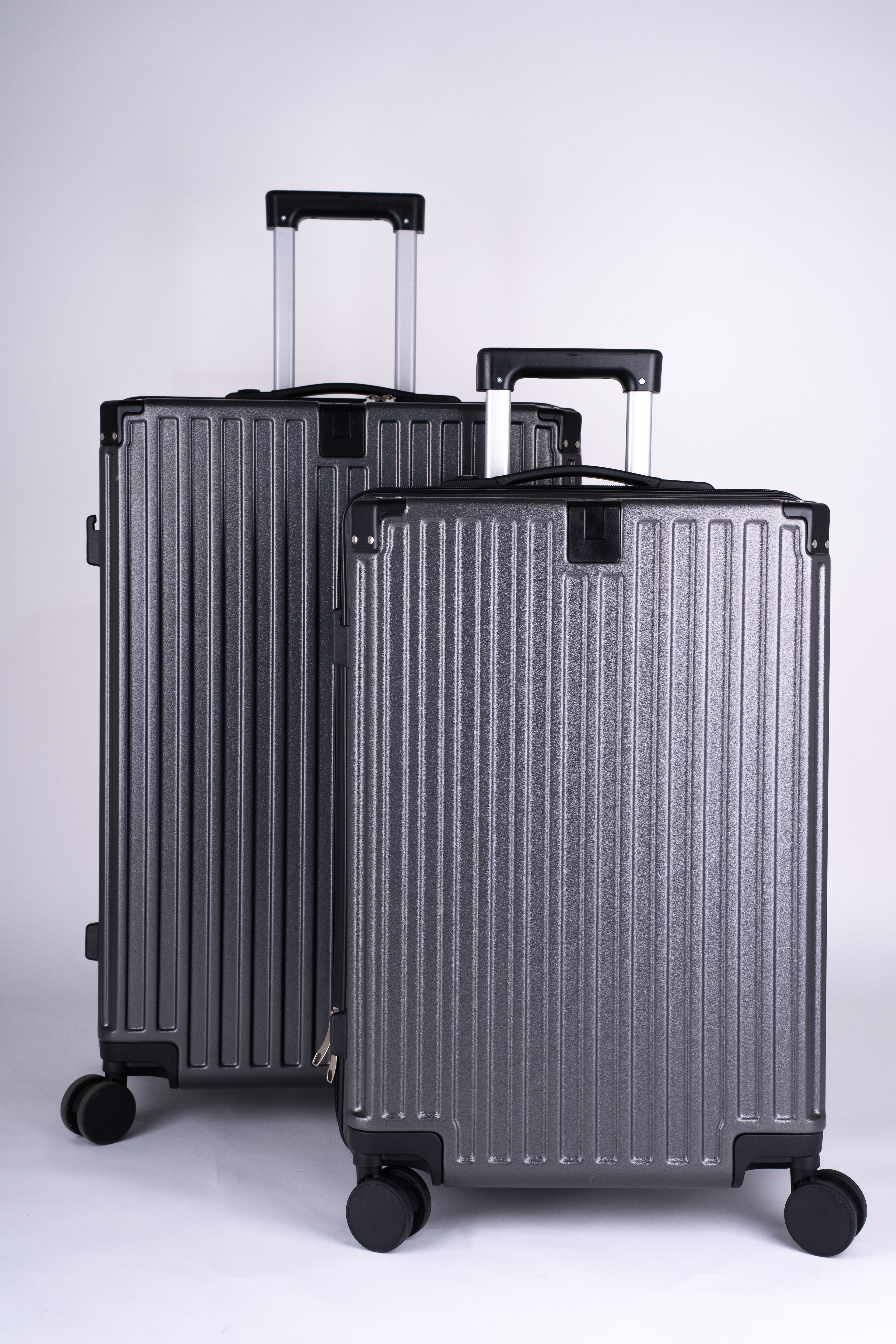 Elyôn One Grey - Valise intelligente avec pesage intégré